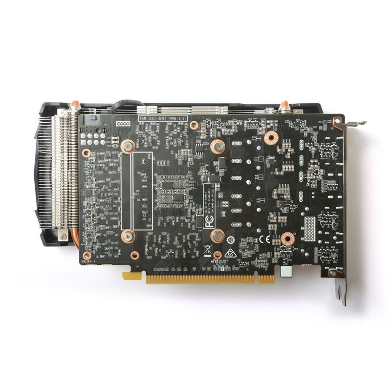 114947-6-Placa_de_video_NVIDIA_GeForce_GTX_1060_6GB_PCI_E_Zotac_AMP_ZT_P10600G_10M_114947-5