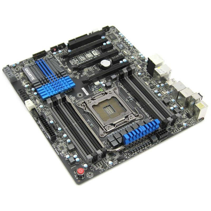 101765-3-placa_me_lga2011_gigabyte_ga_x79_ud5_rev_10_box-5