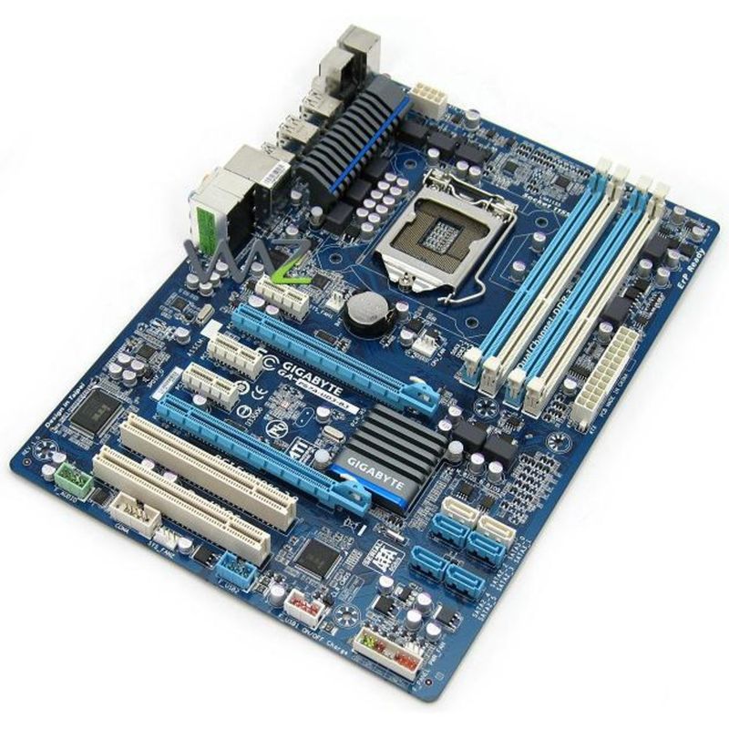 100296-4-placa_me_s1155_gigabyte_ga_p67a_ud3_b3_rev_11_box-5
