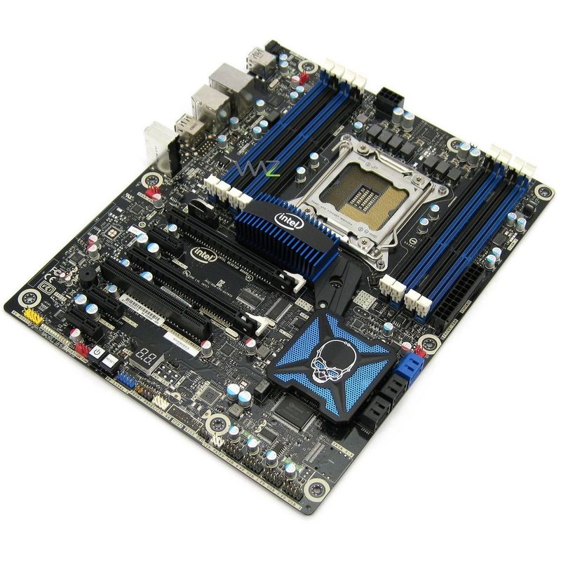 102071-1-placa_me_lga2011_intel_extreme_series_dx79to_box-5