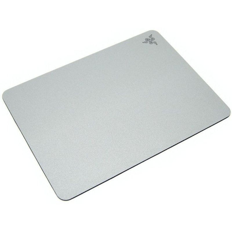 100217-1-mouse_pad_razer_scarab_box-5