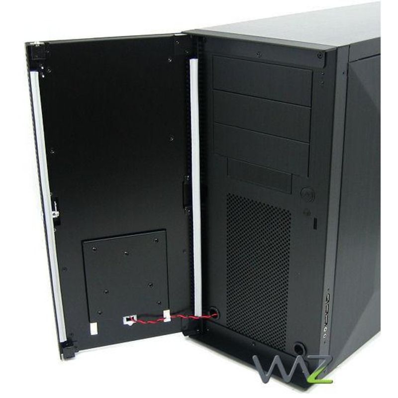 94805-11-gabinete_lian_li_pc_b25_preto_box-5
