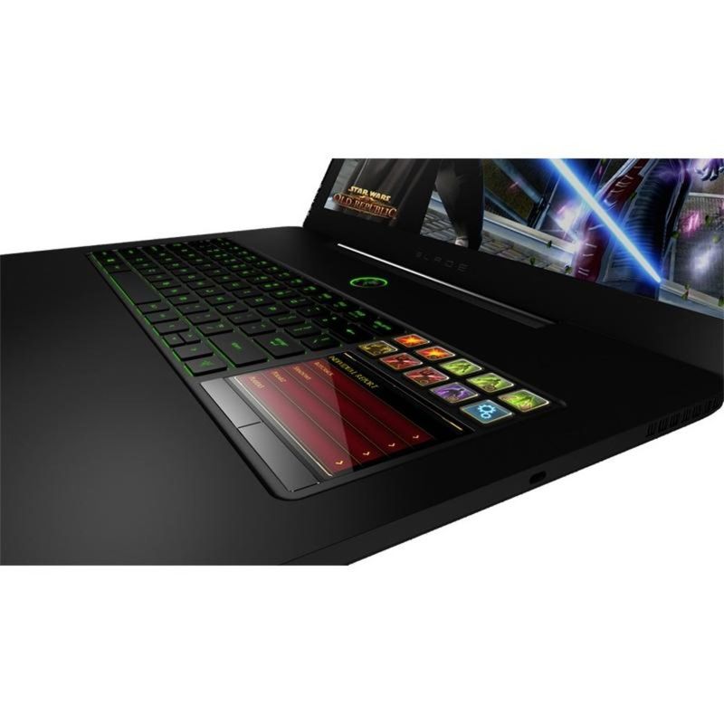 104468-3-notebook_173pol_razer_blade_gaming_laptop_box-5