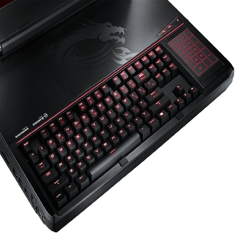 110839-9-notebook_18_4pol_msi_gt80s_6qe_titan_sli_preto_110839-5
