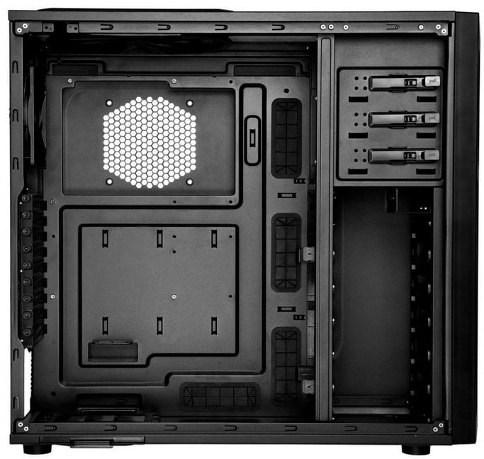872411_Antec_ElevenHundred_3