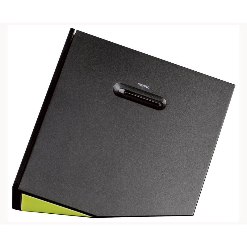 100611-3-player_de_mdia_d_link_boxee_box_dsm_380_box_7776-5