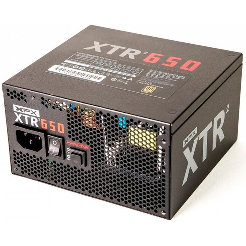 119796-4-Fonte_ATX_650W_EVGA_XFX_XTR2_80_Plus_Gold_650W_P1_0650_XTR2_119796