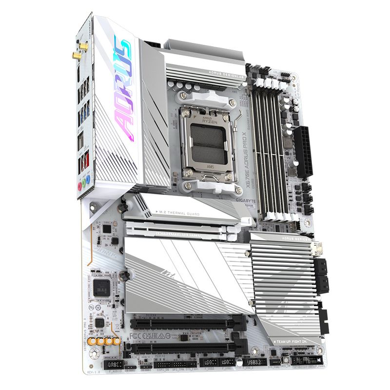 130014-1-Placa_mae_AM5_DDR5_GIGABYTE_X670E_AORUS_PRO_X_EATX_130014